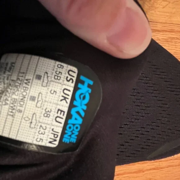 Hoka Bondi 8 Black and White - Picture 5 of 7